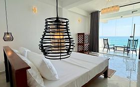 Moringa Beach